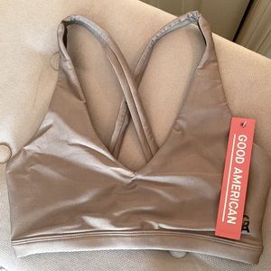 GOOD AMERICAN Sport Bra